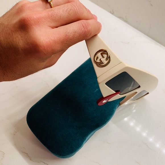 Hollywood Forever Crystal Tear GUCCI Sunglasses - Picture 3 of 8